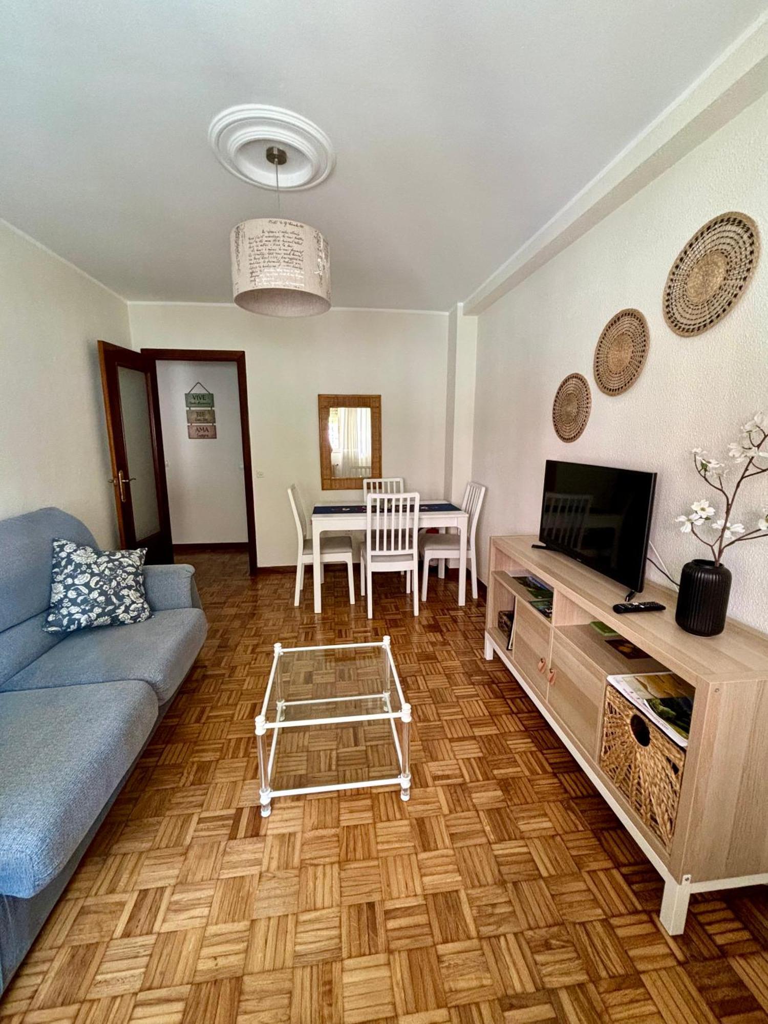 Piso En El Precioso Pueblo De Colunga Apartment Ngoại thất bức ảnh